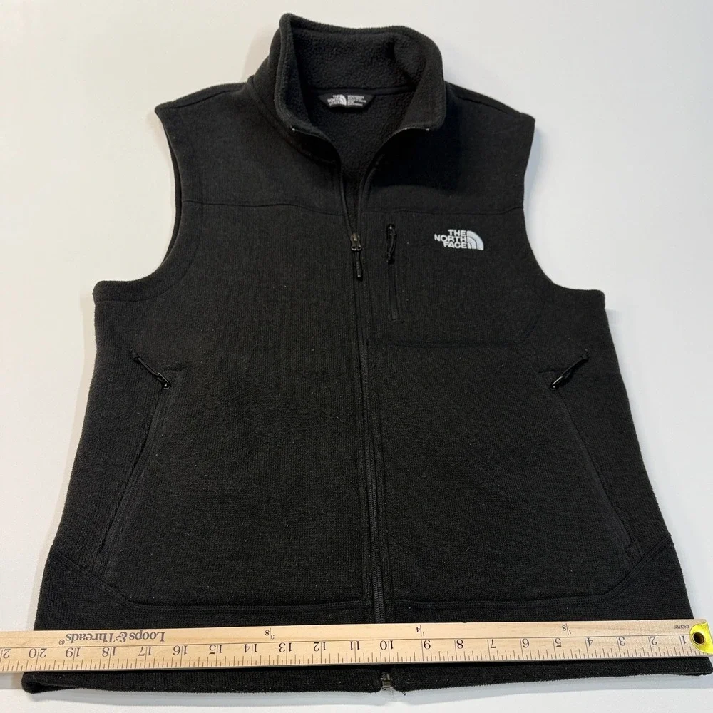 The North Face Men M Black Fleece Vest Full Zip Logo Embroidered Outdoor Casual‎